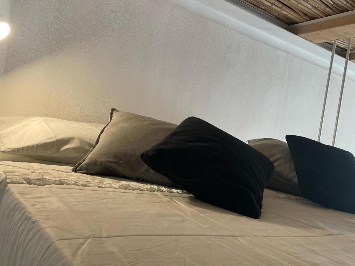 Bubibi Apartment Cagliari Bagian luar foto